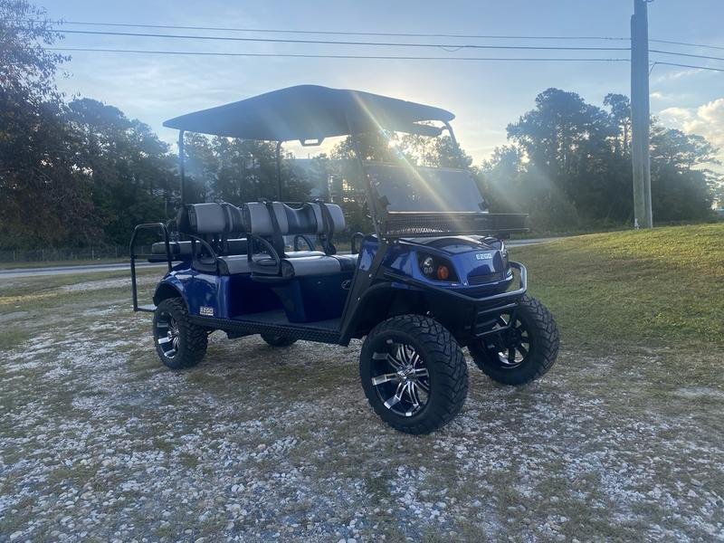 2016 E-Z-GO Express L6 Gas