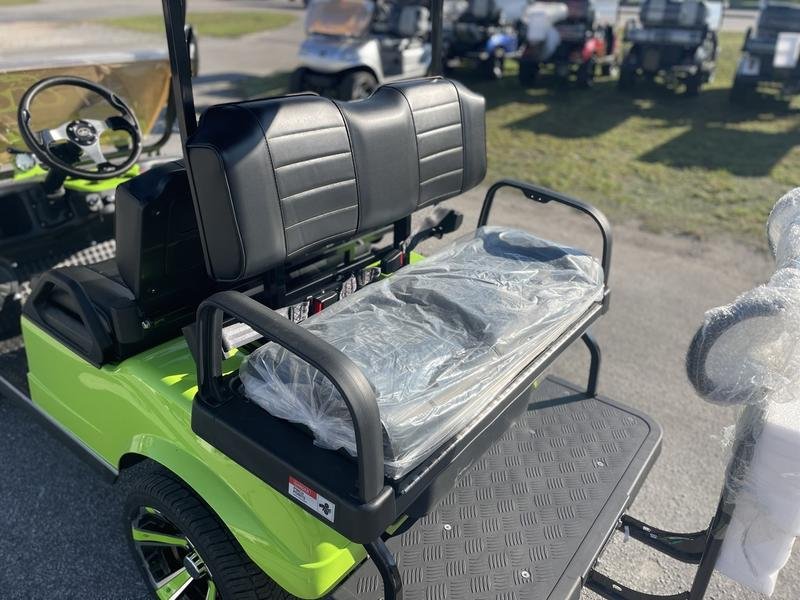 2022 Evolution Electric Vehicles Classic 4 Pro