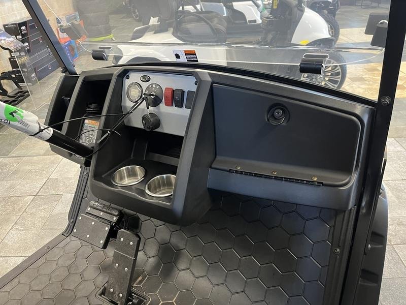 2023 E-Z-GO Liberty ELiTE Lithium Ocean Grey